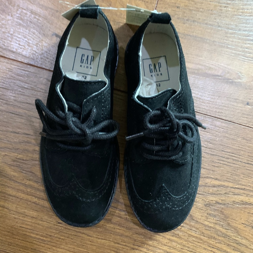 Toddler Boys Gap dress shoes